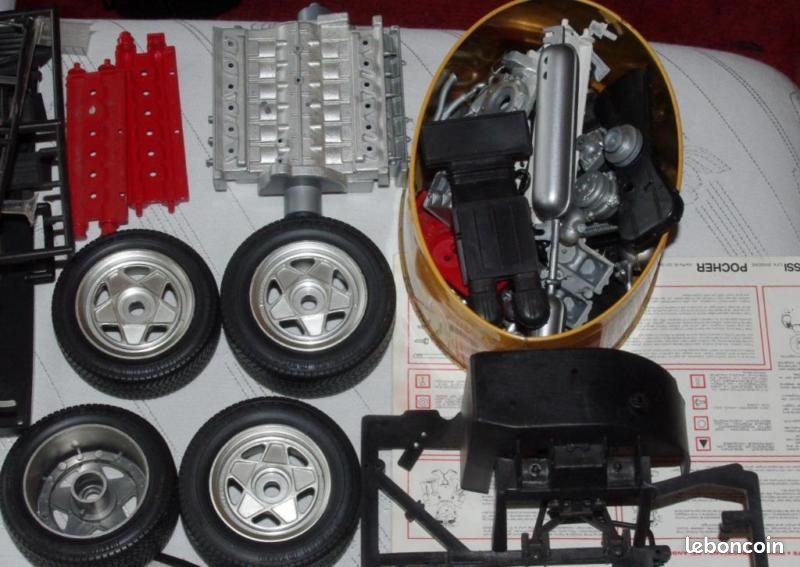 Pièces détachées Pocher 1/8 Porsche et F40 et Testararossa (image 14)