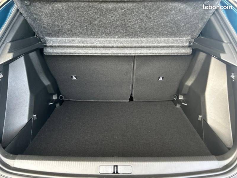 Peugeot 2008 Electrique 50 kWh 136 ch Style (image 13)