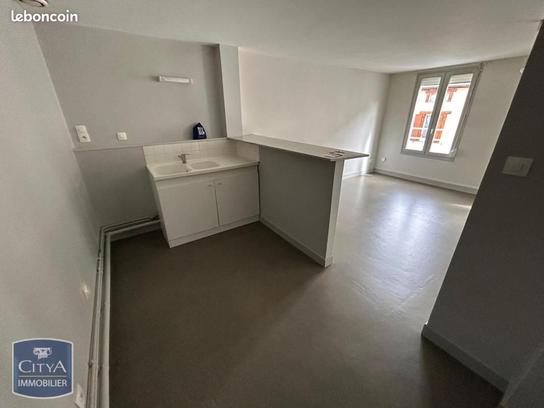 Appartement a louer chalons-en-champagne - 2 pièce(s) - 47 m2 - Surfyn