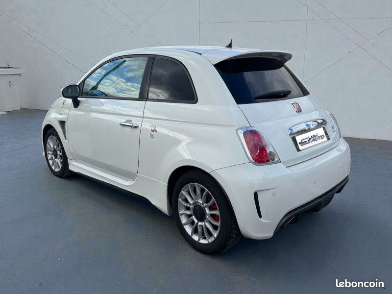 Abarth 500 1.4 TURBO T-JET 135CH (image 8)