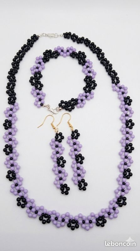 Parure De Bijoux Fantaisie Violette (collier + Boucles D'oreilles) Avec Perles Imitation - Style Déferlant