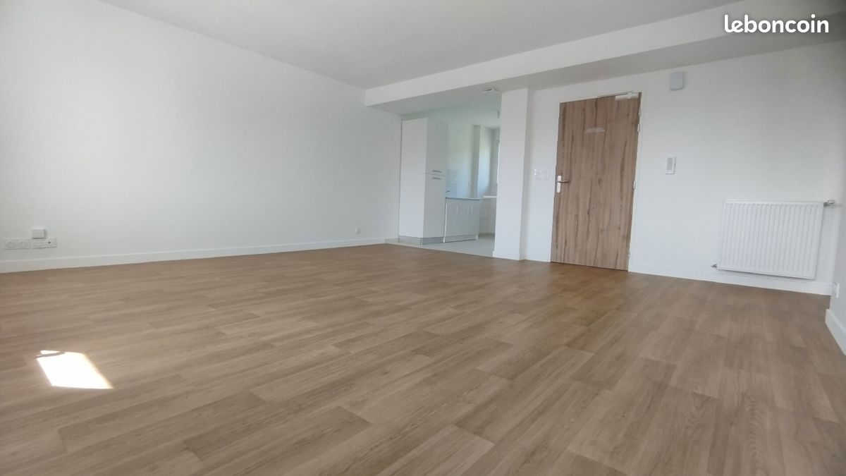 Appartement 4 pièces 99 m² · à Langon · 99 m² · 705 €/mois