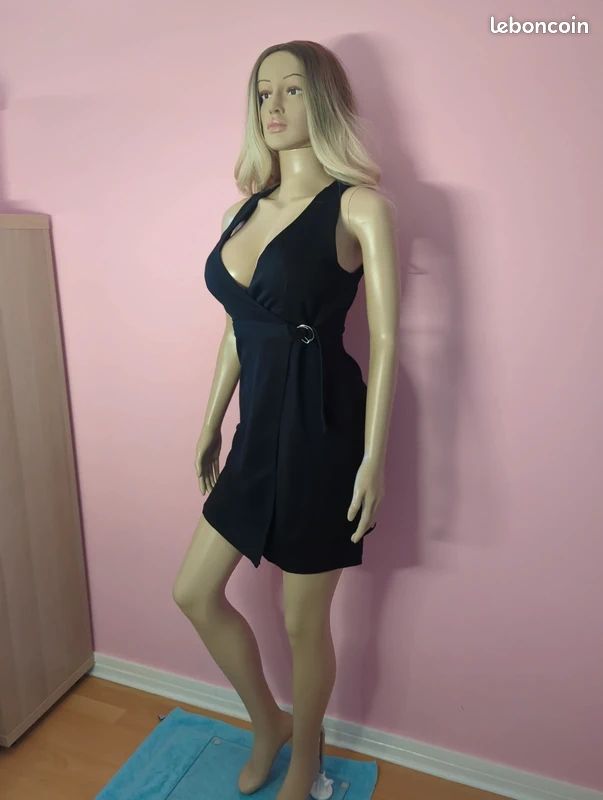 Robe portefeuille col en V bureau working girl décolleté Camaïeu