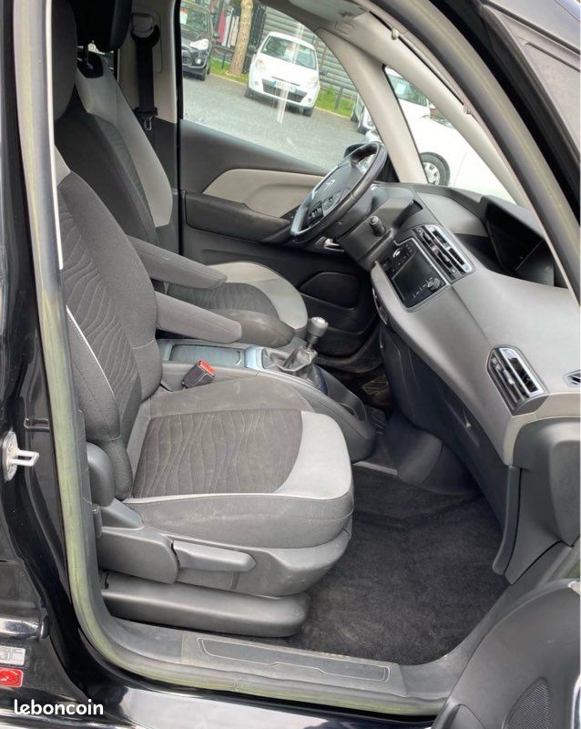Citroën c4 Picasso 1.6 hdi 115 (image 3)