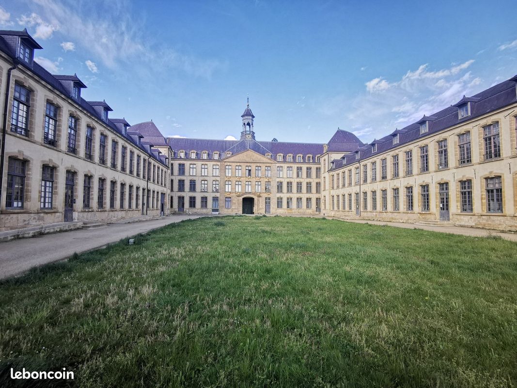 Appartement 3 pièces 84 m² · à Sedan · 84 m² · 69 000 €