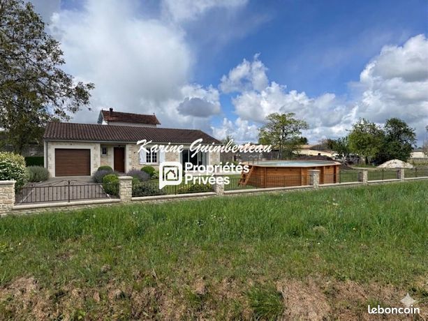 Terrain 1 077 m² Lussac