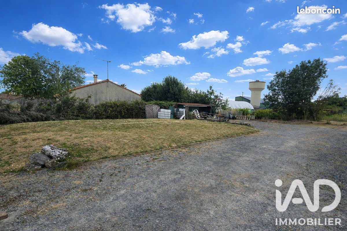 Terrain 464 m² · à Mauges-sur-Loire · 464 m² · 34 000 €