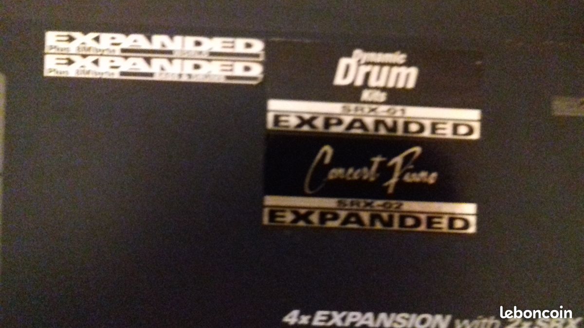 Roland XV-88 Piano Clavier + 4 cartes extension (image 5)