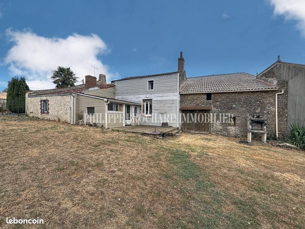 Maison 4 pièces 104 m² · à Moutiers-sur-le-Lay · 104 m² · 107 400 €