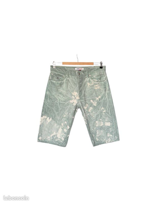 Bermuda jean TOMMY HILFIGER 32 ( neuf ) (image 1)