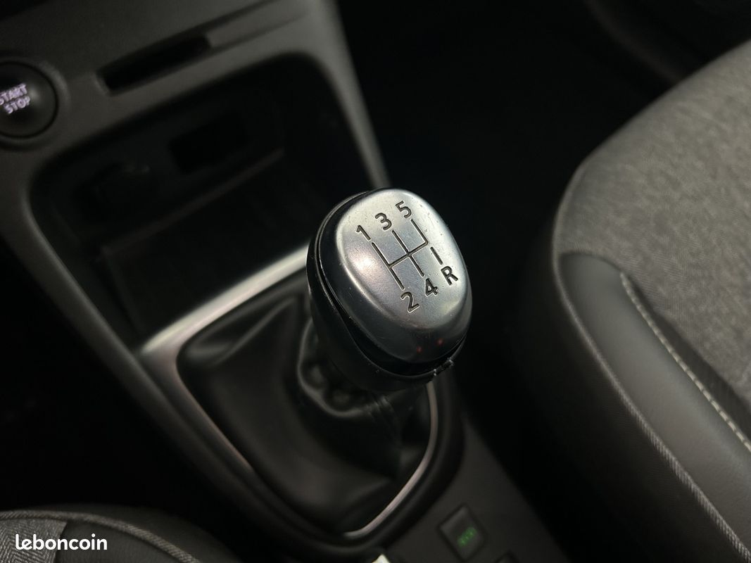 RENAULT Captur dCi 90 Energy Intens (image 17)