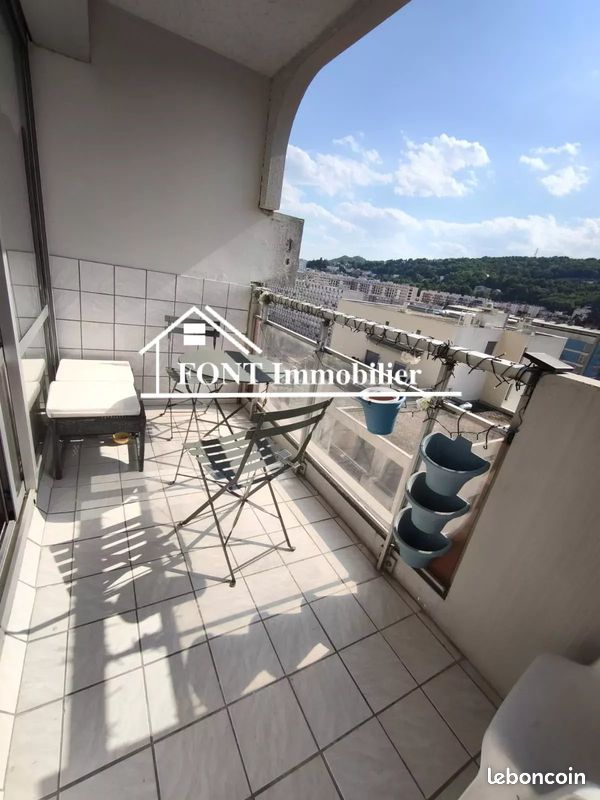 Appartement 4 pièces 86 m² · à Saint-Étienne · 86 m² · 135 000 €