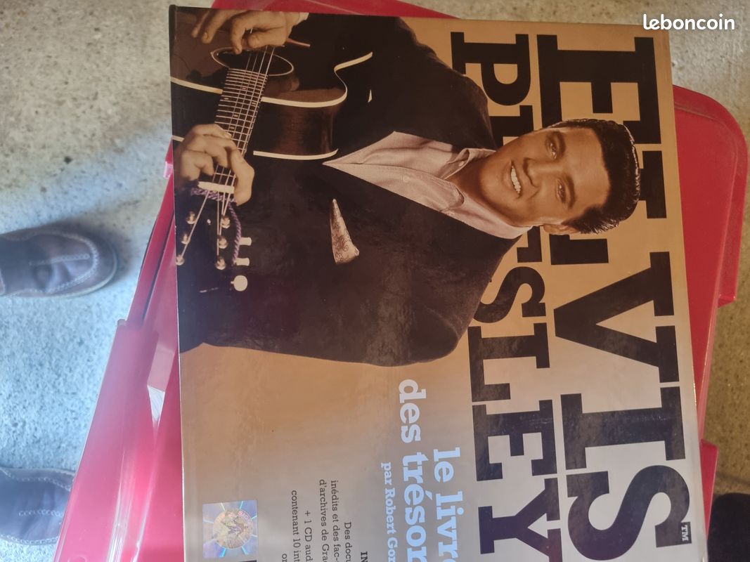Vends lot livres elvis presley (image 1)