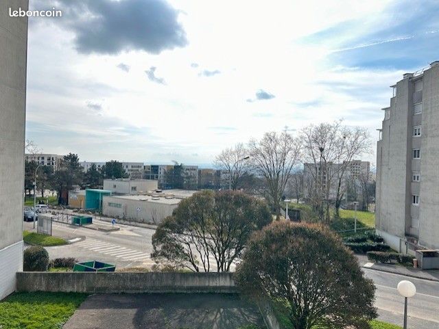 Appartement 2 pièces 51 m² · à Rillieux-la-Pape · 51 m² · 100 000 €