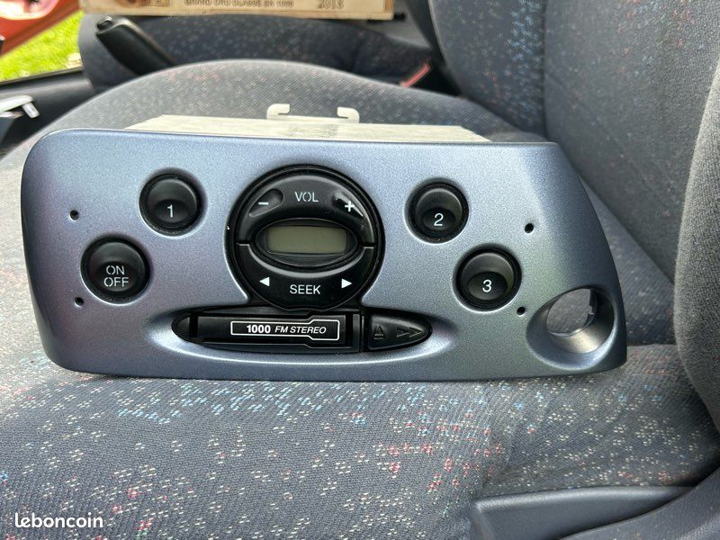 Autoradio k7 Ford ka 1997 (image 1)