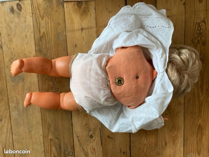 Grande poupée RAYNAL , 66cm , Vente aux enchères : Jouets - Trains