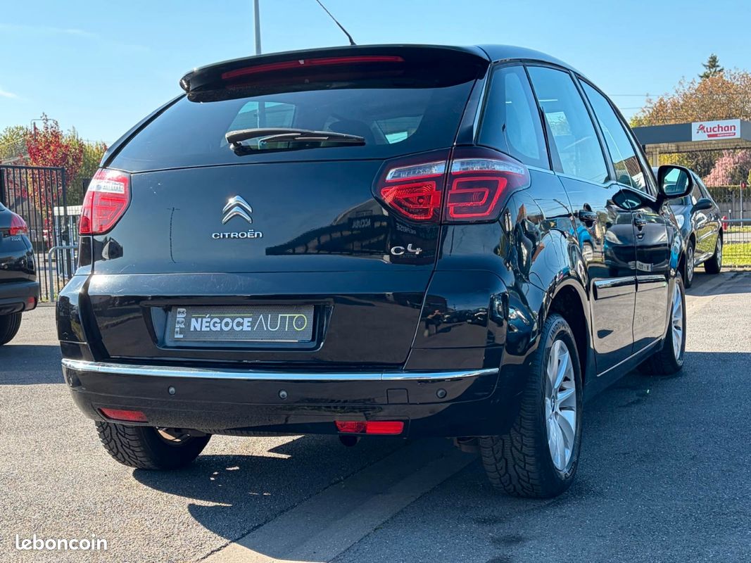 Citroen c4 picasso 1,6 HDi 112ch 5p *distribution neuve*clim (image 3)