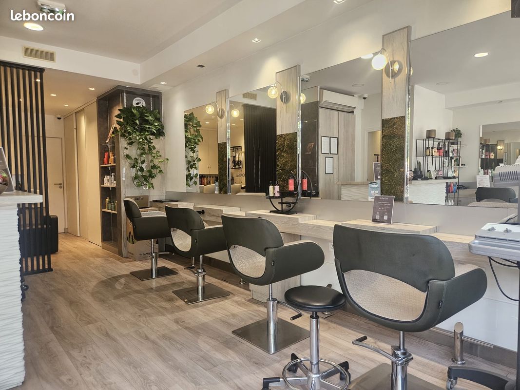 Mobilier salon de coiffure (image 1)