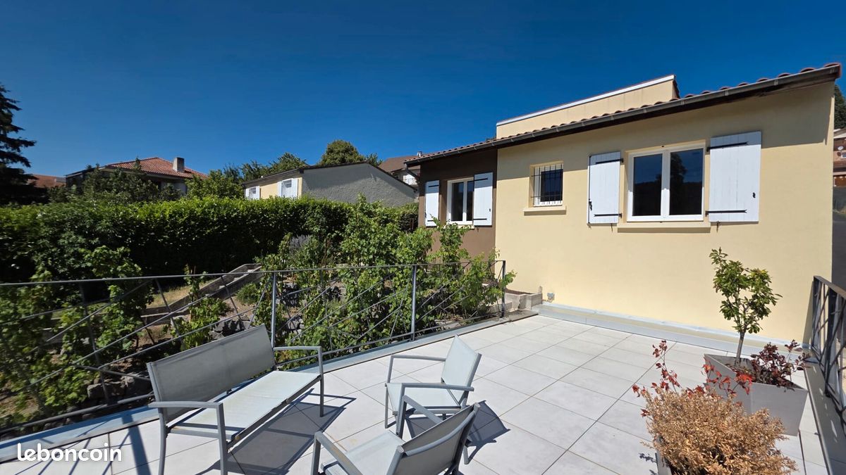 Maison 5 pièces 105 m² · à Romagnat · 105 m² · 392 000 €
