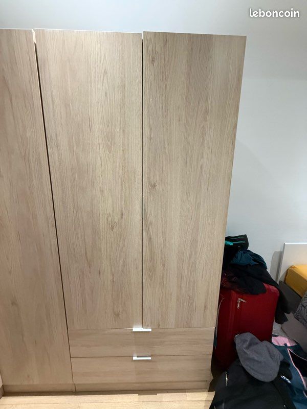Armoire bois clair Maisons du Monde – très bon état (image 1)
