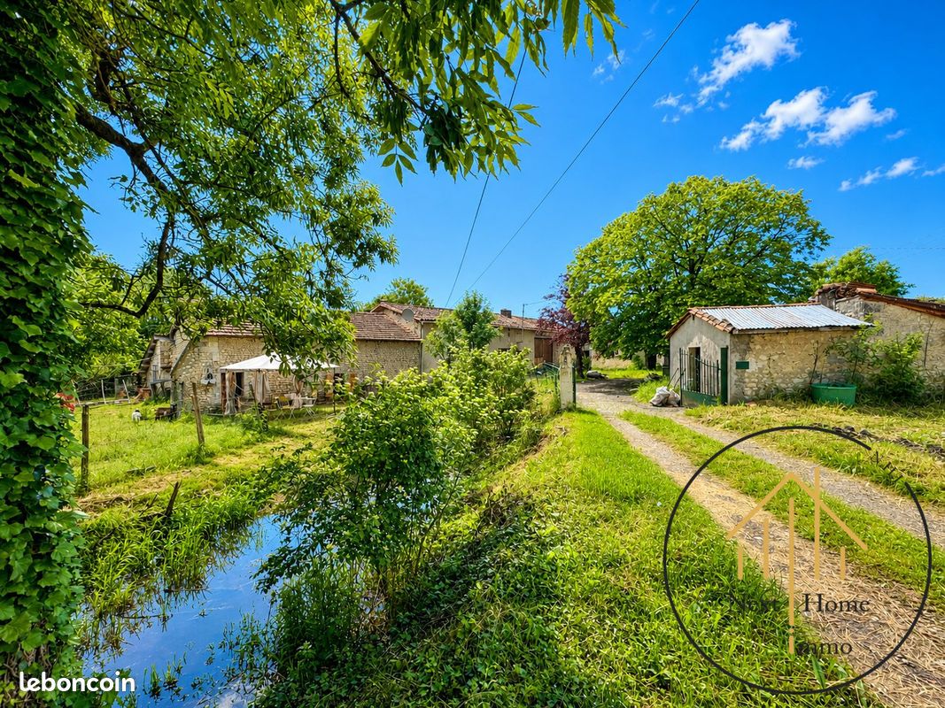 Maison 5 pièces 127 m² · à Val des Vignes · 127 m² · 160 000 €