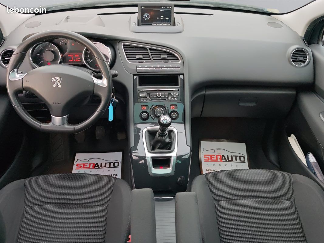 Peugeot 5008 2.0 blue hdi 150 allure / 7 places (image 9)