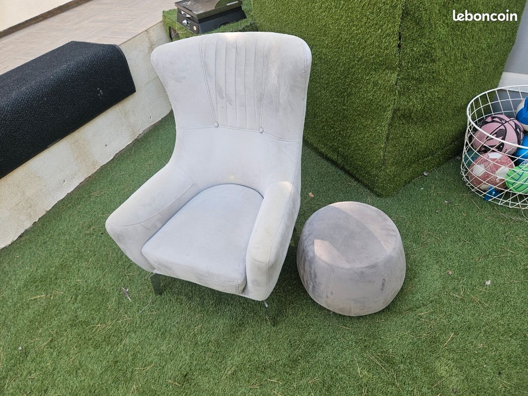 Fauteuil + repose pieds (image 1)
