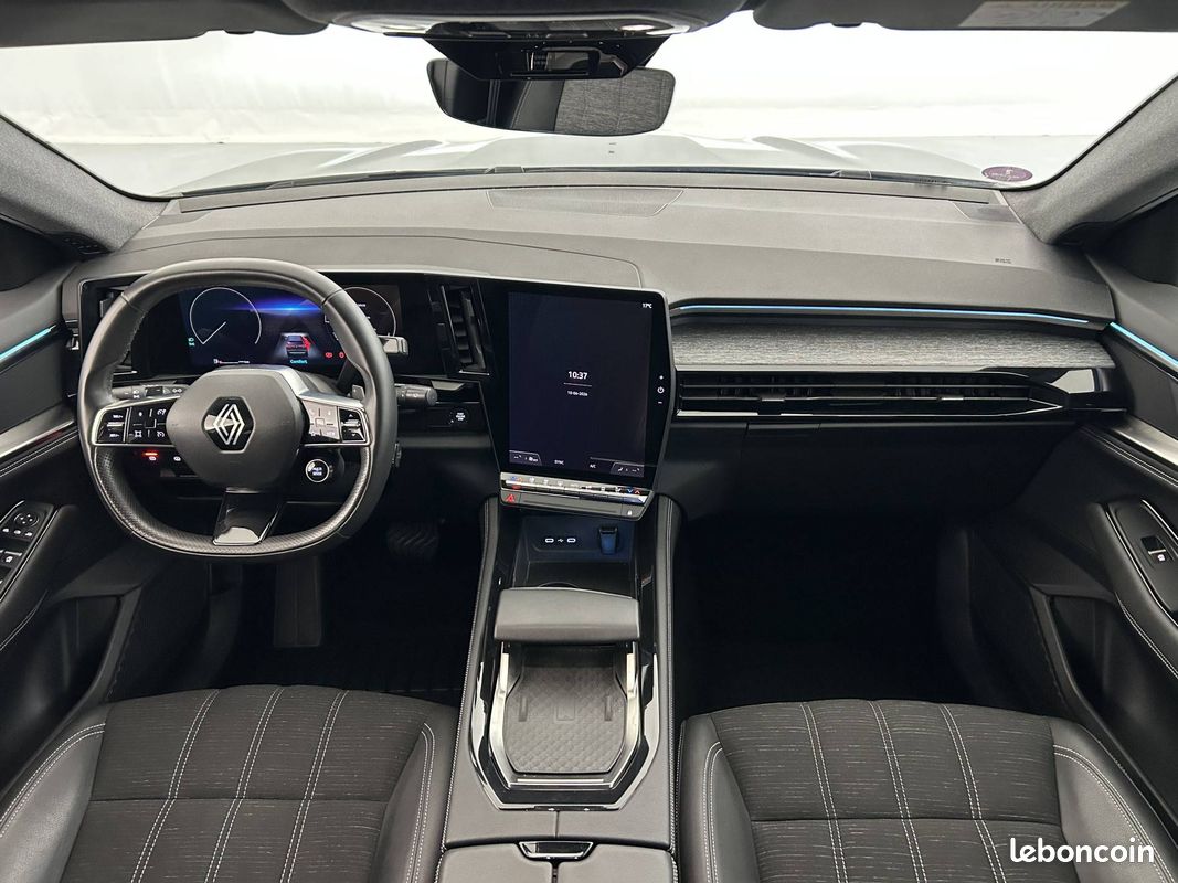 RENAULT Austral E-Tech hybrid 200 Techno (image 29)