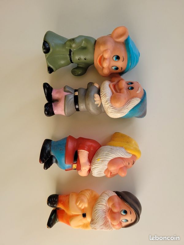 4 des 7 Nains disney Waltdisney collection figurine plastique flexible (image 1)