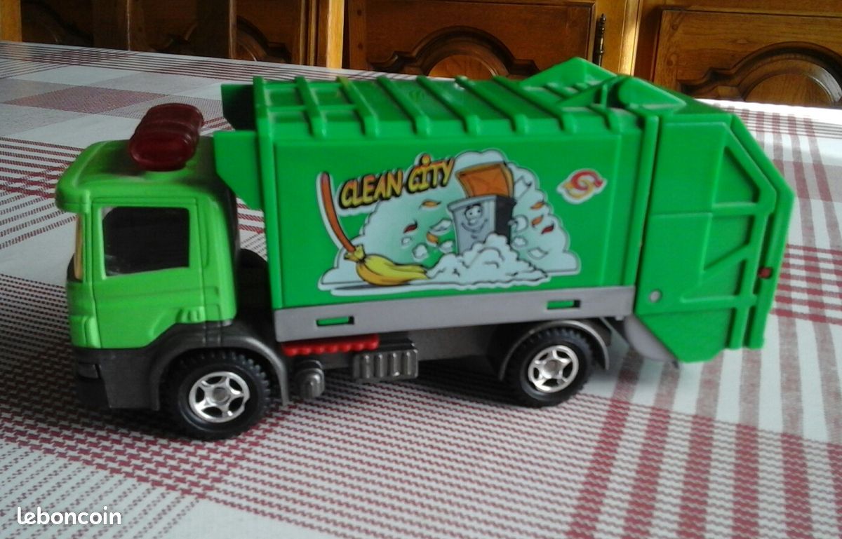 Camion benne ordure (image 3)