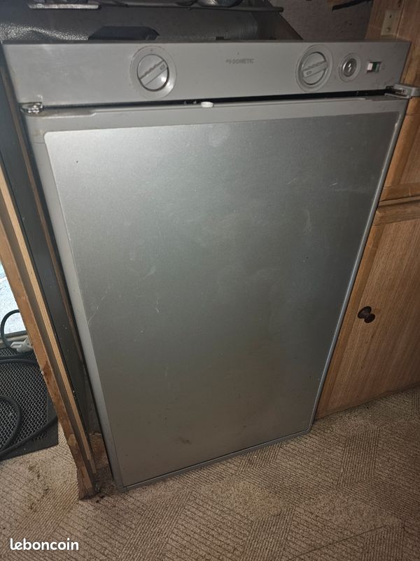 Refrigerateur camping car trimixte (image 1)