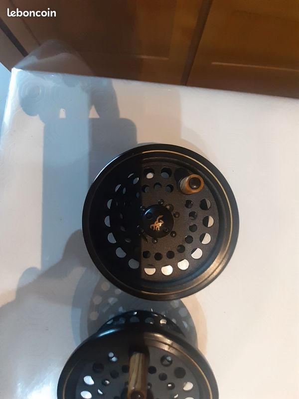 Moulinet de pêche à la mouche Pflueger 1492 AK Medalist Semble être une version américaine du début des années 1960, avec support et 5 Wt. Ligne - France