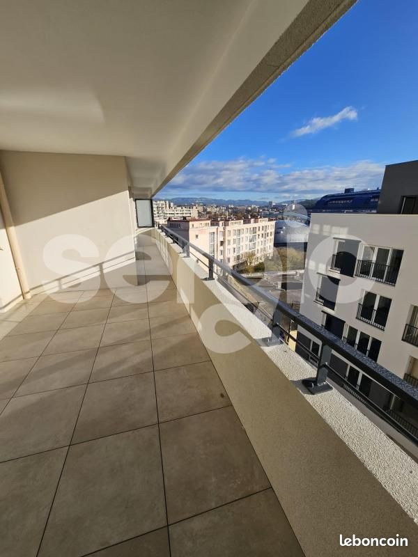Appartement 3 pièces 59 m² · à Marseille · 59 m² · 1 008 €
