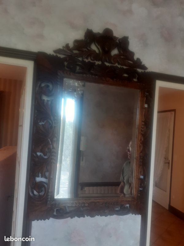 Miroir Ancien en Bois sculpté (image 2)