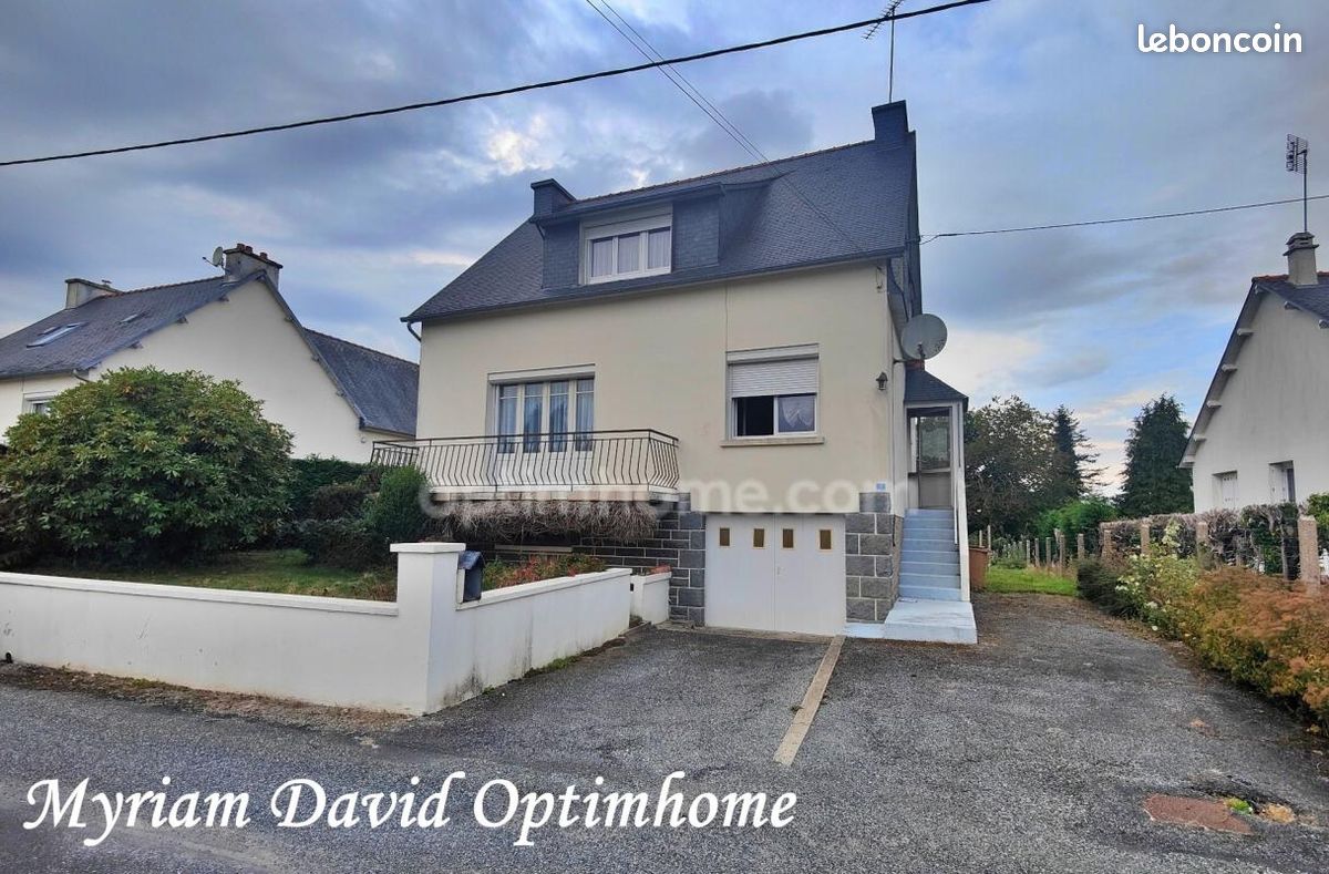 Maison 5 pièces 94 m² · à Rostrenen · 94 m² · 128 000 €