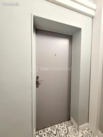 https://img.leboncoin.fr/api/v1/lbcpb1/images/98/09/94/980994044b7bd88b17dbc207fc022b9f19ad53bc.jpg?rule=ad-image