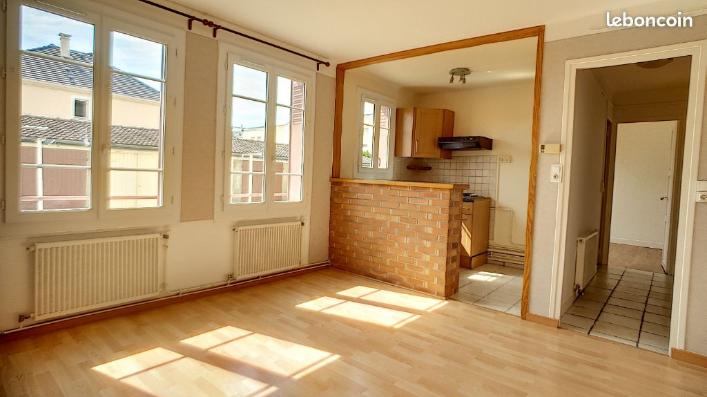 Appartement 2 pièces 34 m² · à Auxerre · 34 m² · 460 €
