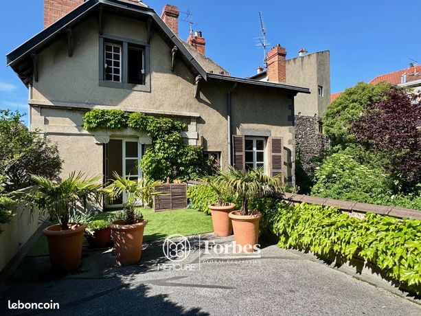 Maison 7 pièces 162 m²