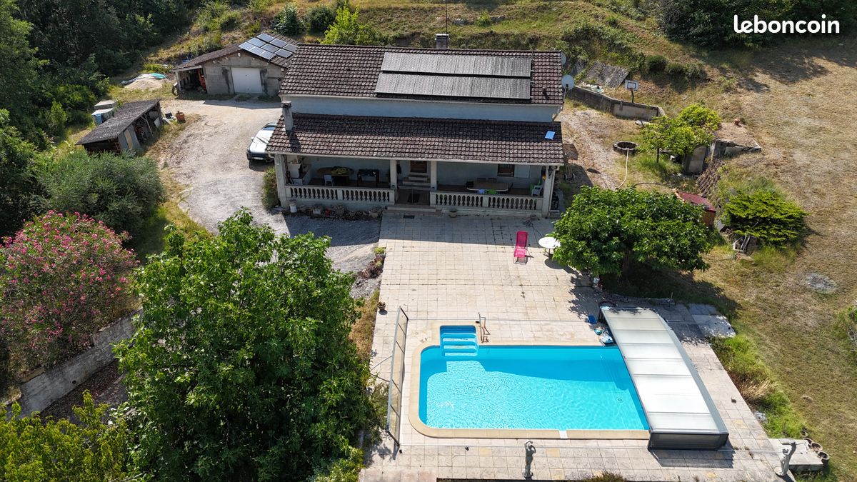 Maison 6 pièces 155 m² · à Rivières · 155 m² · 405 000 €