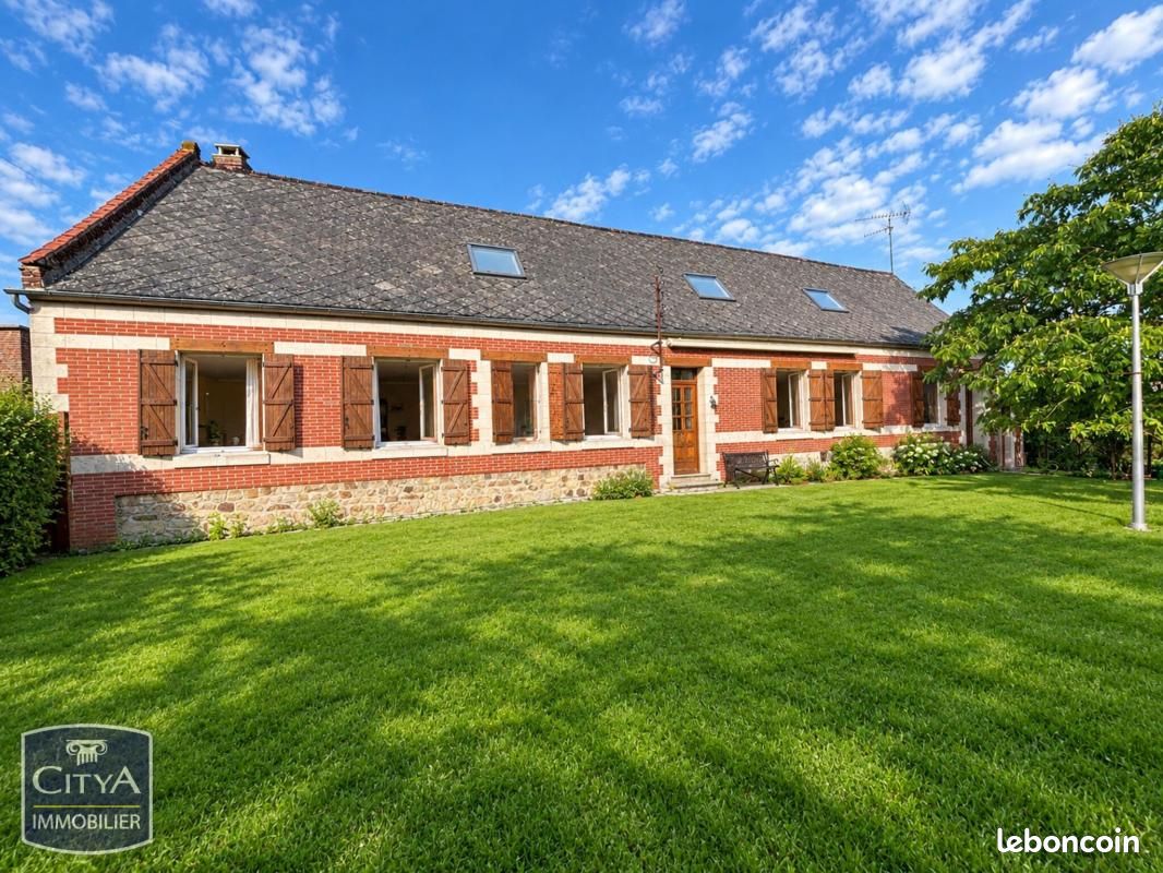Maison 7 pièces 182 m² · à Élincourt · 182 m² · 174 000 €