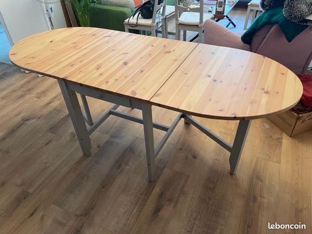 Table et chaises (4) IKEA (image 2)