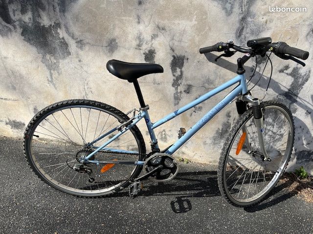 Vélo Vtt Selle Vtt Femme Decathlon Vélo VTT (femme) DECATHLON Vélos