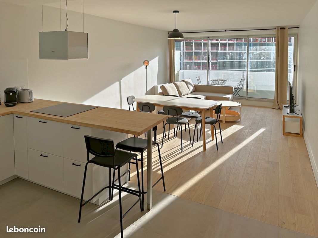 Appartement 3 pièces 87 m² · à Courbevoie · 87 m² · 2 990 €/mois