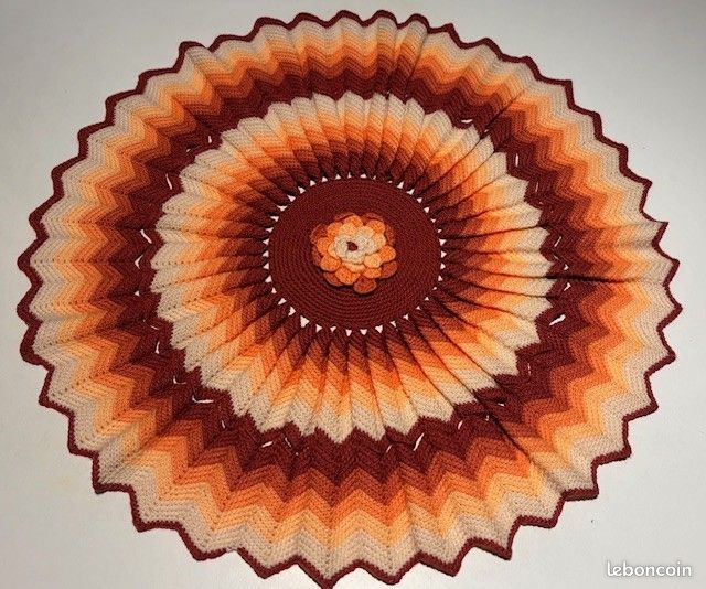 Napperon Rond Dentelle Crochet 38-43 Cm - Décoration Table Élégante Orange