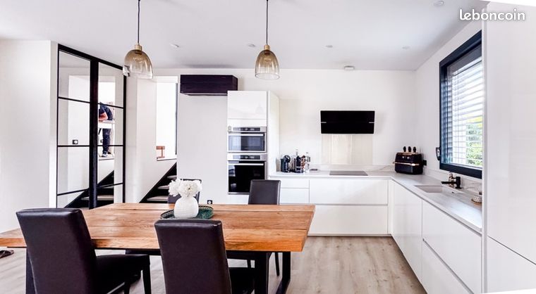 Maison 6 pièces 180 m² — 2