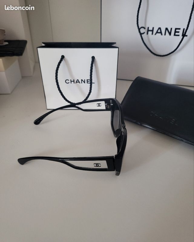 Lunettes solaire Chanel (image 2)