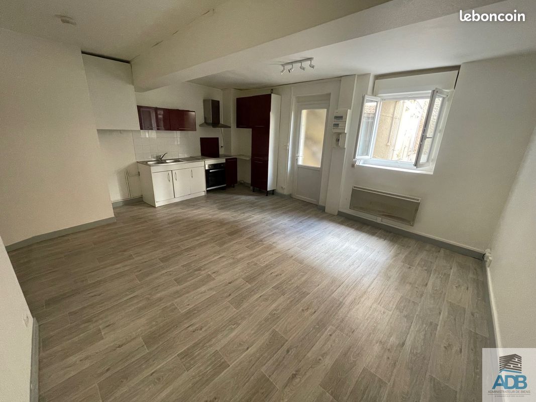 Appartement 2 pièces 35 m² · à Roanne · 35 m² · 348 €/mois