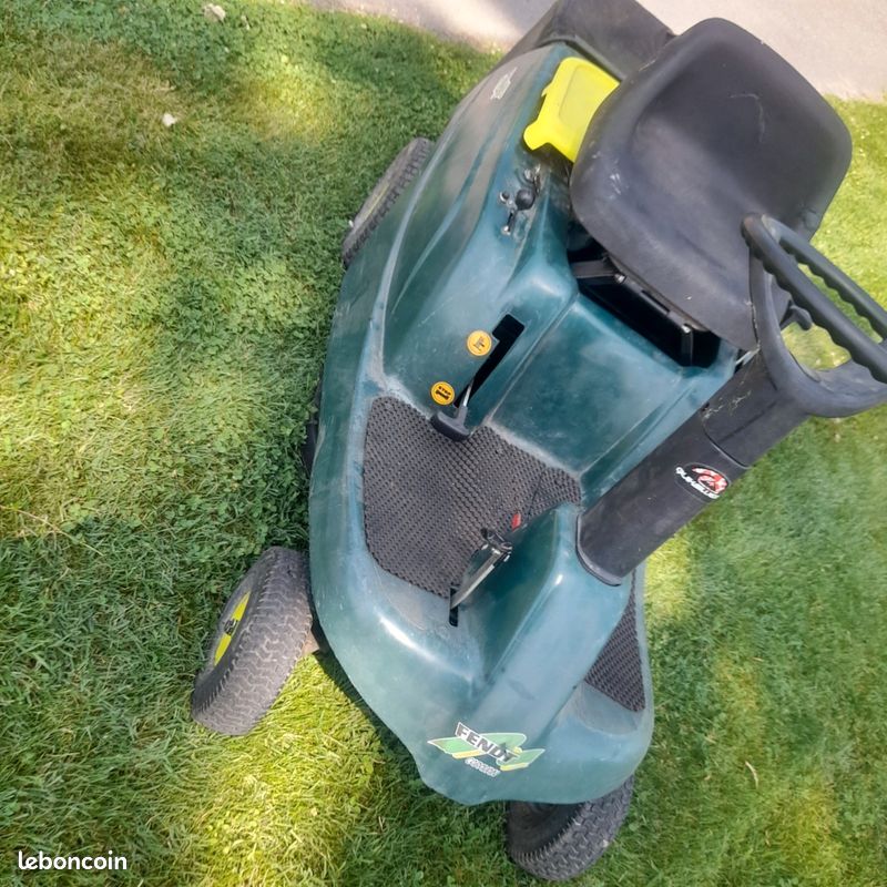 Tracteur tondeuse rider (image 1)