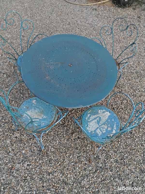 A vendre salon de jardin ancien (image 1)