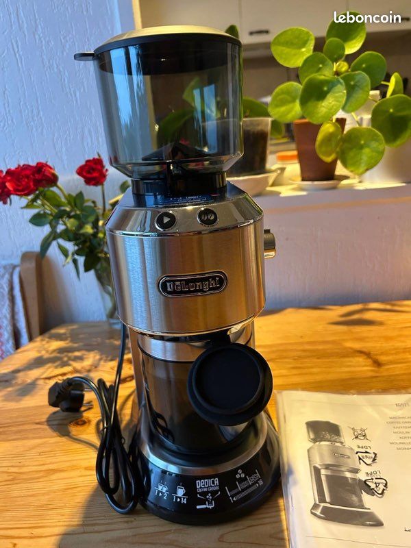 Notre machine Delonghi : le moulin à café KG89